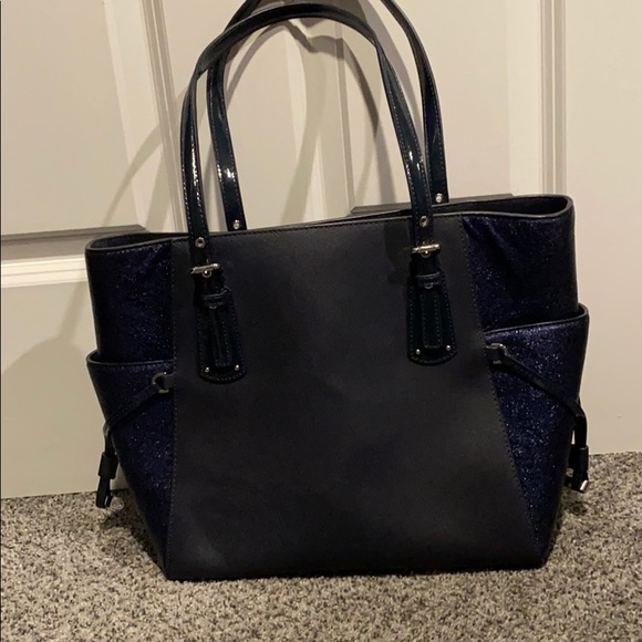 Michael Kors Handbag - Picture 2 of 11